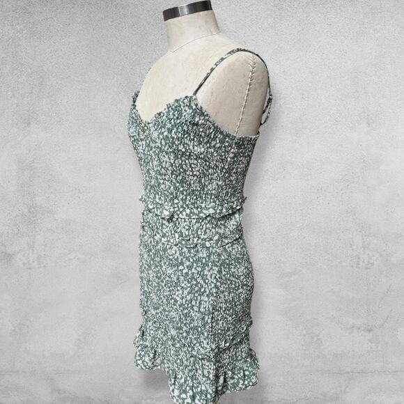 Hollister Womens Smocked Mini Dress Womens M Green White Romantic Boho - Picture 2 of 8
